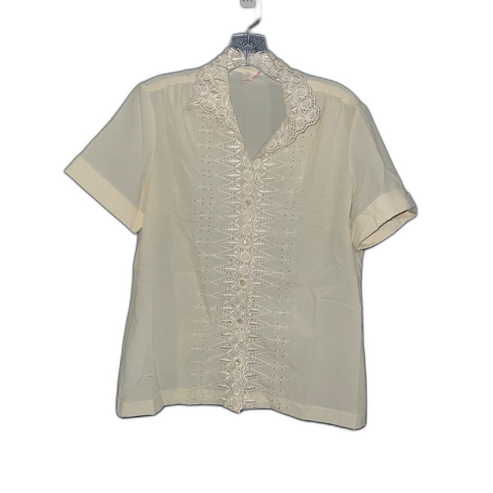 Vintage Cottagecore Eyelet Lace and Embroidered Detail Button Down Top